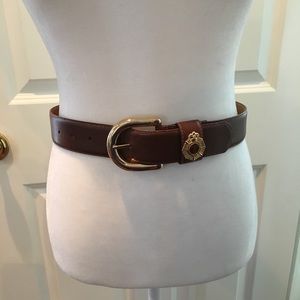 Ellen Tracy brown leather belt